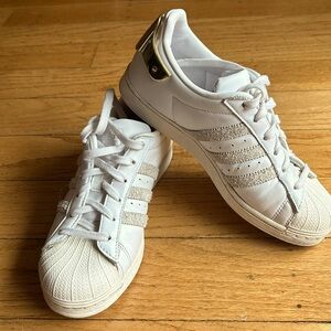 Women’s Adidas Superstar